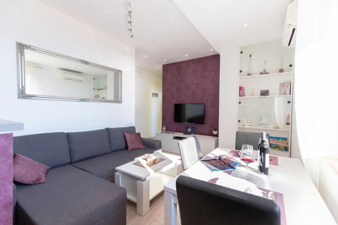& Olimp Apartment *
